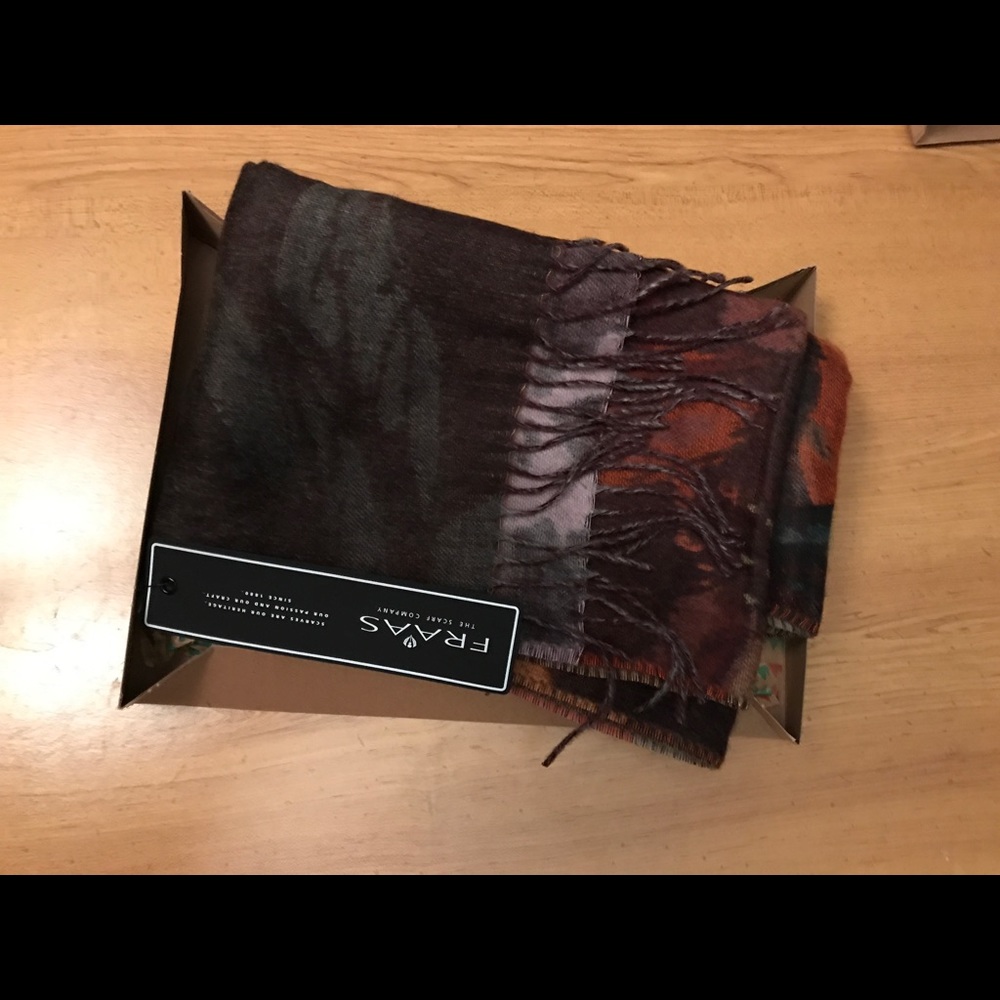 Fraas Cashmink Scarf in Red, Burgundy, Orange